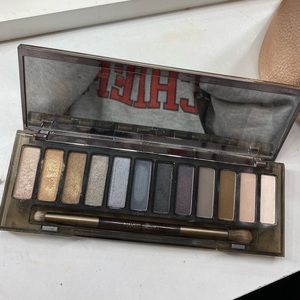 naked urban decay smokey